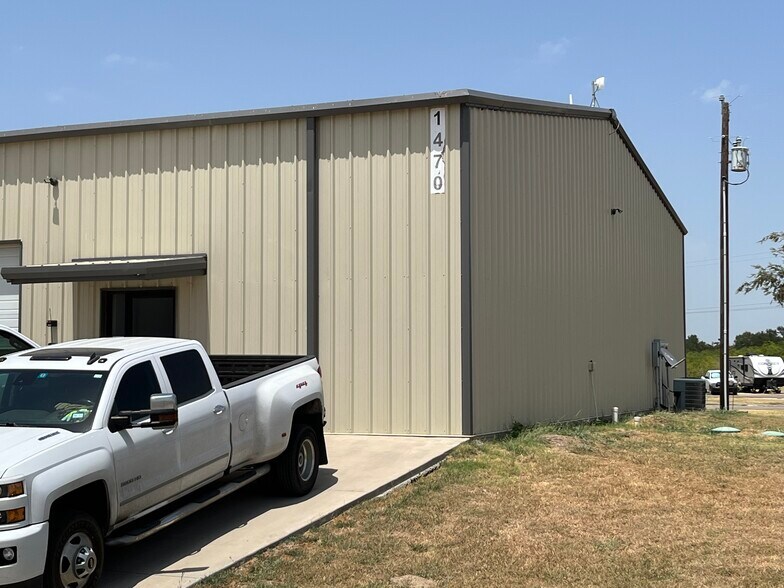 More Photos Of 1470 Champion Rd, Terrell Industrial For Lease