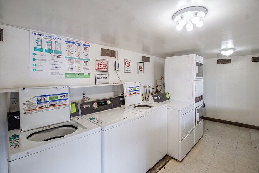 More Photos Of 1920 Latham St, Mountain View Apartments For Sale