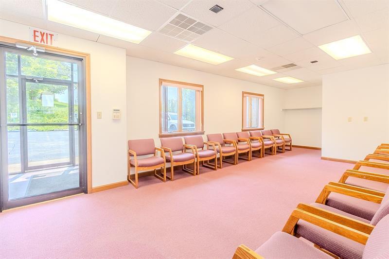 More Photos Of 1027 W Main St, Mount Pleasant Medical For Sale