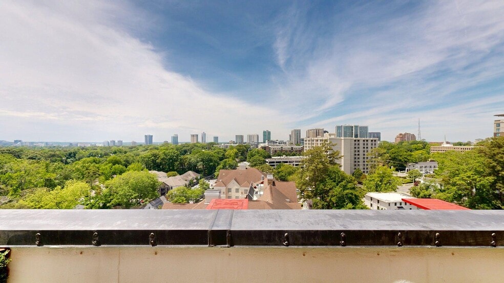 More Photos Of 550 Pharr Rd NE, Atlanta Office For Sale