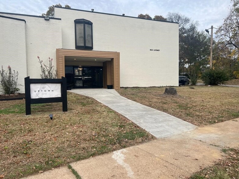 Primary Photo Of 602 Looney Ave, Memphis Religious Facility For Sale