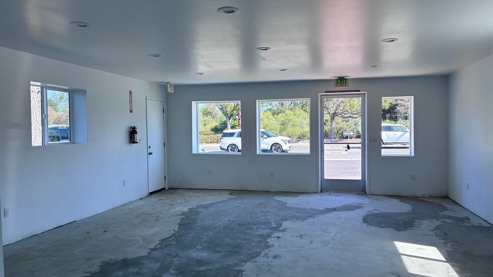 More Photos Of 1241-1247 W San Marcos Blvd, San Marcos Manufactured Housing Mobile Home Park For Lease
