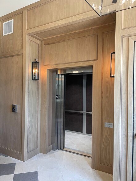 More Photos Of 6420 FM 2244 Rd, Austin Medical For Lease