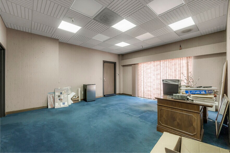 More Photos Of 400 E Park Ave, Chico Office For Sale