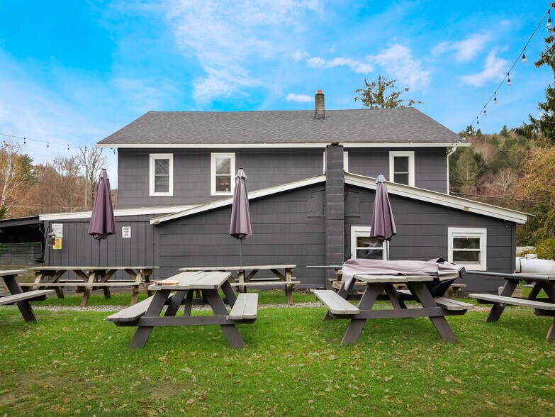 More Photos Of 553 County Road 94, Hankins Restaurant For Sale