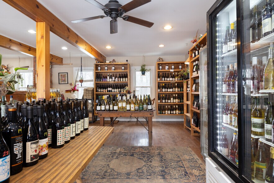 More Photos Of 5059 US Highway 209, Accord Storefront Retail Residential For Sale