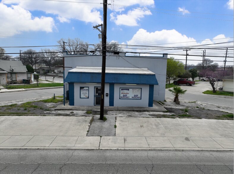 More Photos Of 930 New Laredo Hwy, San Antonio Office For Sale