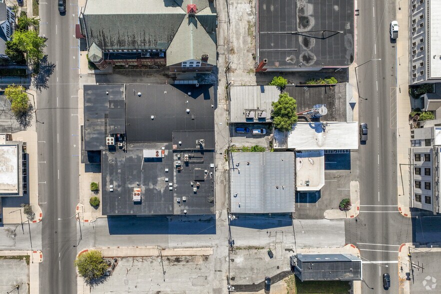 More Photos Of 610 S Adams St, Marion Industrial For Sale