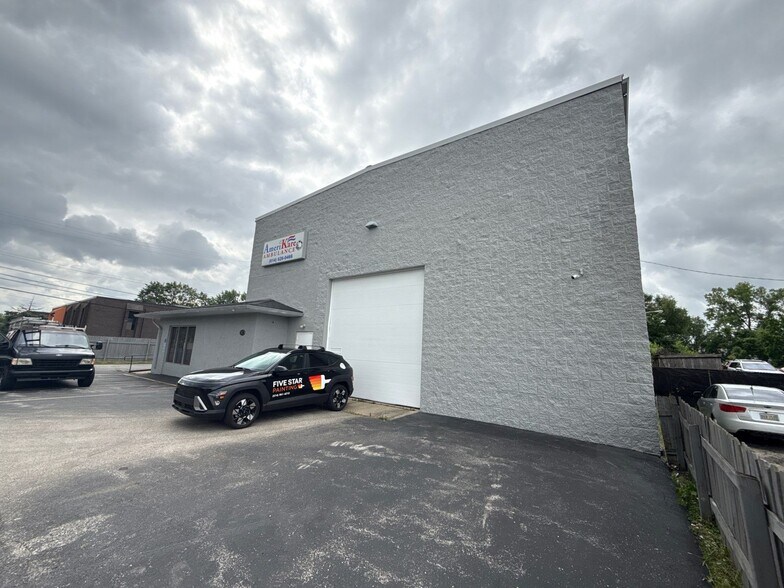 More Photos Of 3875-3883 E Livingston Ave, Columbus Warehouse For Lease