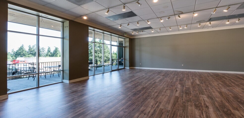 More Photos Of 1175-1179 McVey Ave, Lake Oswego Storefront Retail Office For Lease