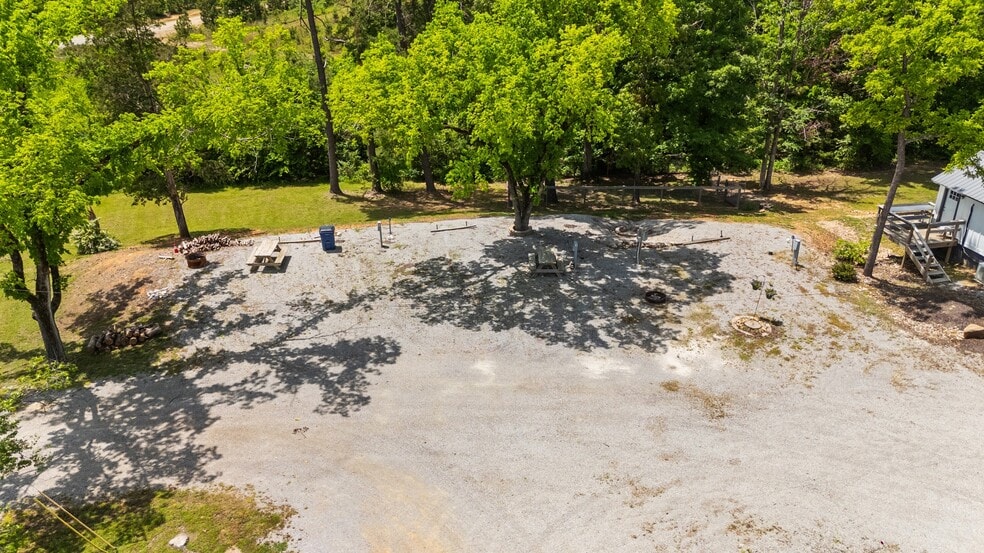 More Photos Of 10897 AR-5, Salesville Hotel For Sale