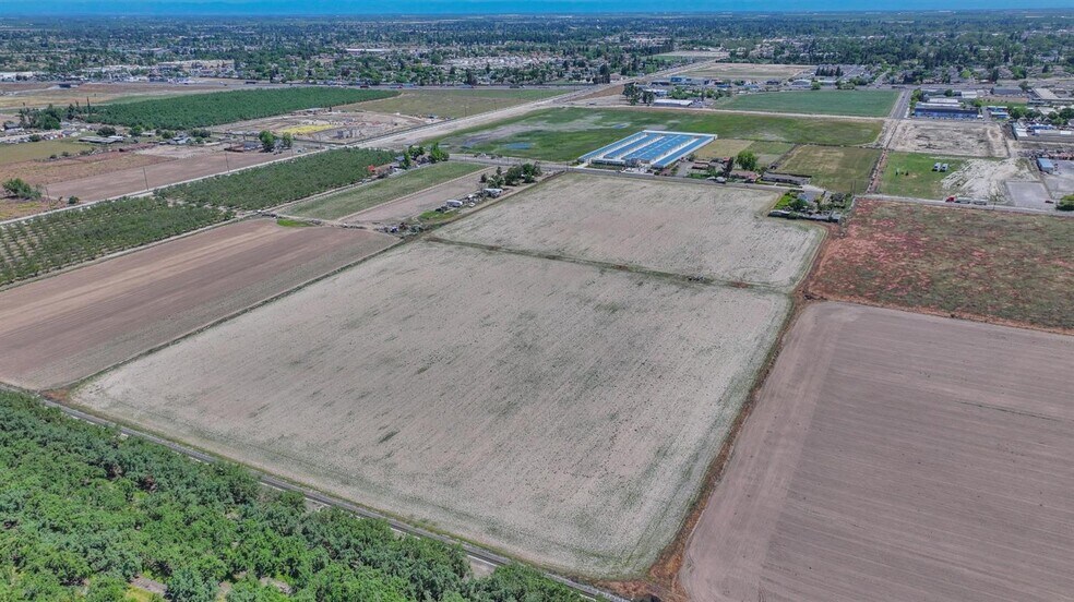 More Photos Of 501 Dianne Dr, Turlock Land For Sale