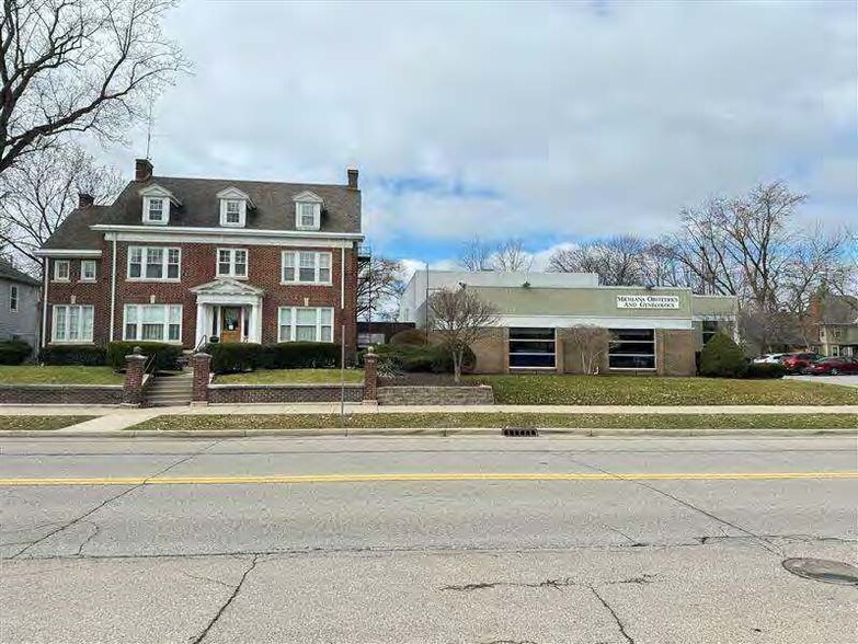 Primary Photo Of 521 N Lafayette Blvd, South Bend Office For Sale