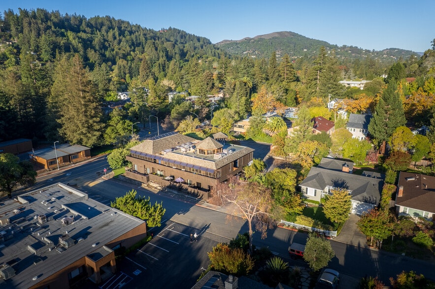 More Photos Of 1036 Sir Francis Drake Blvd, Kentfield Office For Sale