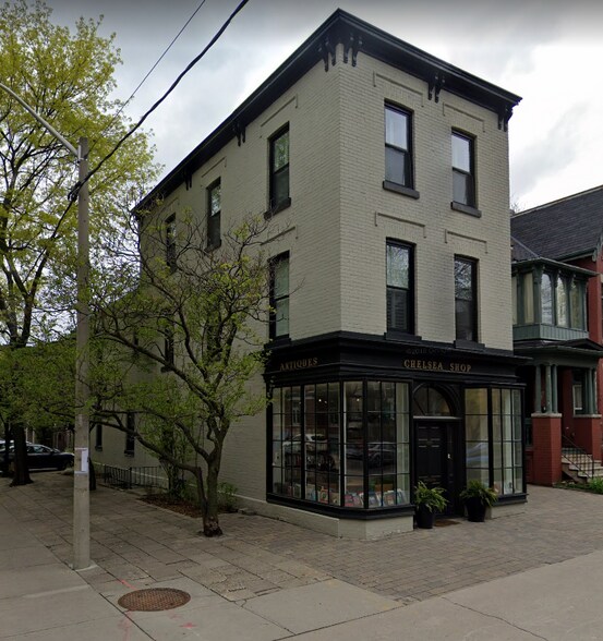 More Photos Of 386 Huron St, Toronto Storefront Retail Office For Lease