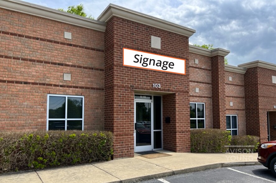 Primary Photo Of 256 Seaboard Ln, Franklin Medical For Sale