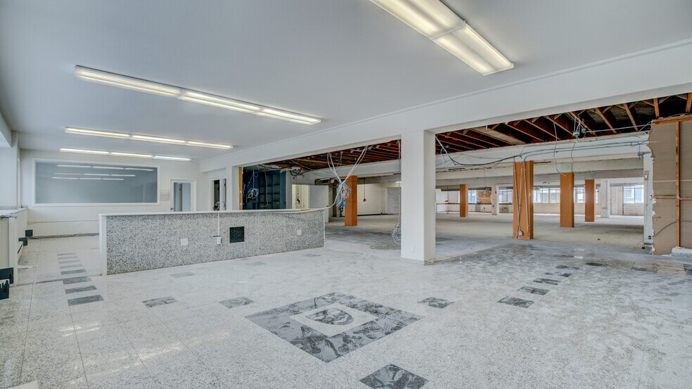 More Photos Of 132 9th St, San Francisco Research And Development For Lease