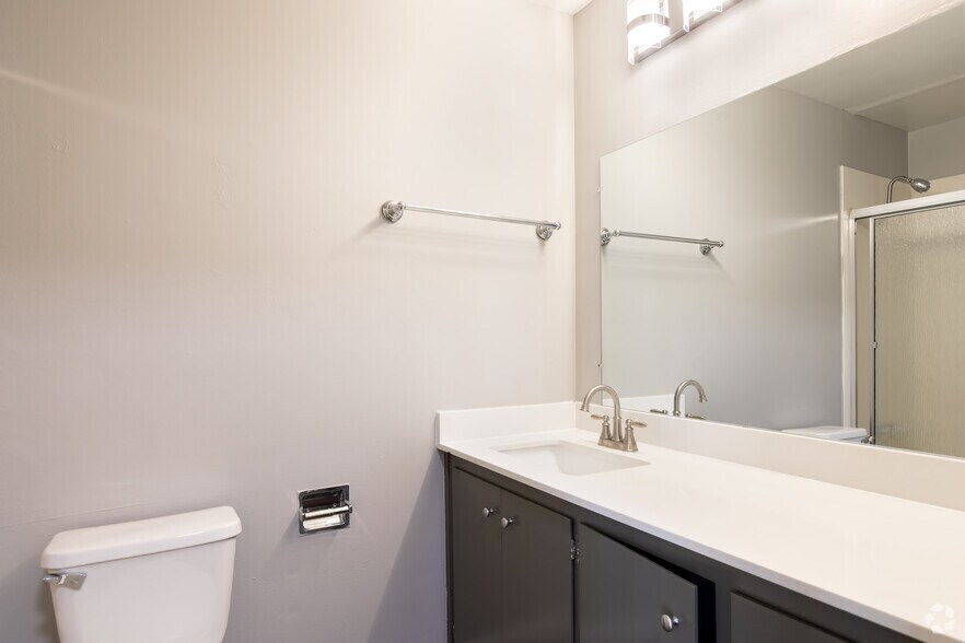 More Photos Of 1709 Shattuck Ave, Berkeley Apartments For Sale