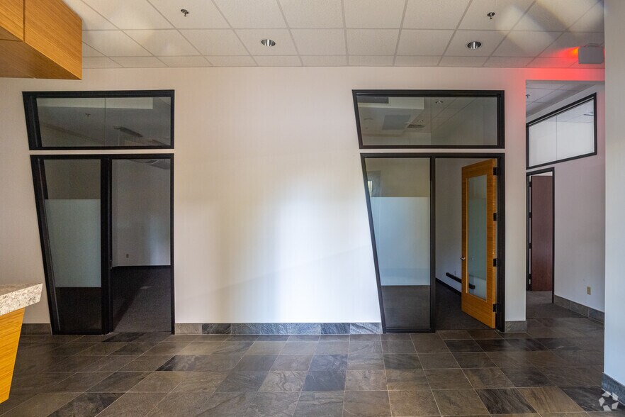 More Photos Of 550 Bailey Ave, Fort Worth Office For Lease