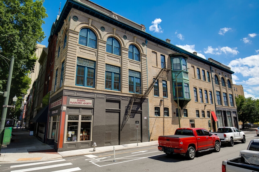 More Photos Of 221-223 N 1st St, Richmond Storefront Retail Residential For Lease