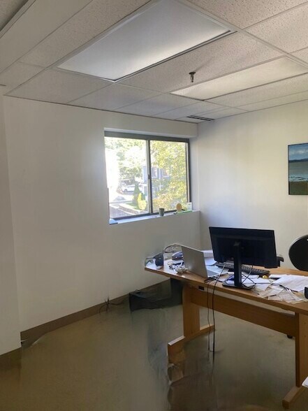 More Photos Of 4-6 Mechanic St, Natick Office For Lease