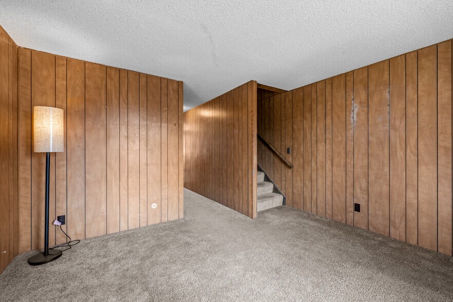 More Photos Of 1300 Balsam St, Lakewood Apartments For Sale