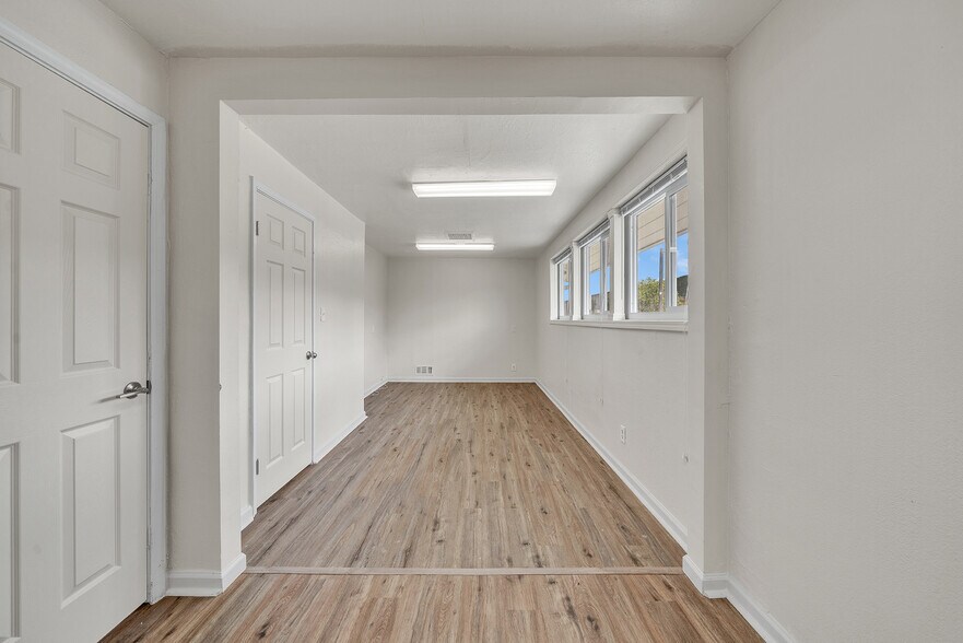 More Photos Of 2820 Broadmoor Ave, Concord Restaurant For Sale