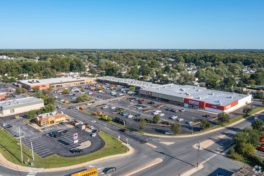 20379 E Chestnut Hill Rd, Newark, DE 19713