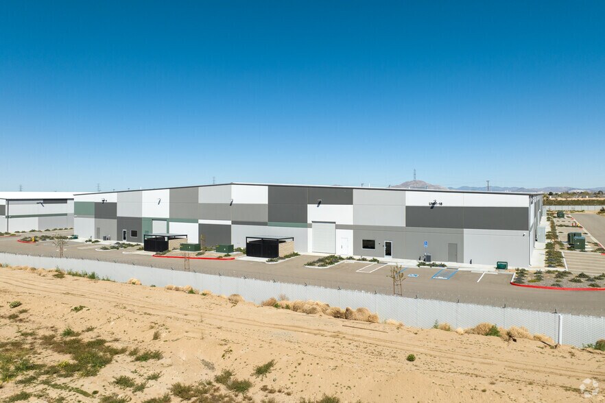More Photos Of 9841D Bartlett Ave, Adelanto Warehouse For Sale