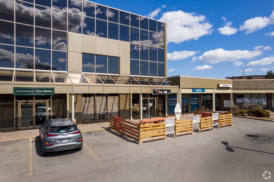 More Photos Of 475 Av Dumont, Dorval Storefront Retail Office For Sale