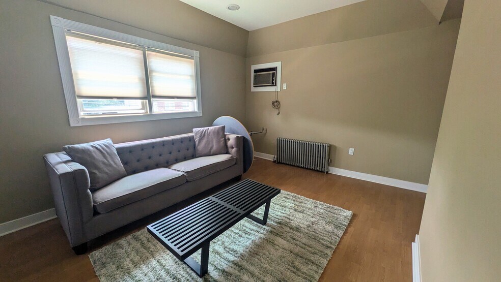 More Photos Of 245 Union St, Lodi Office For Sale