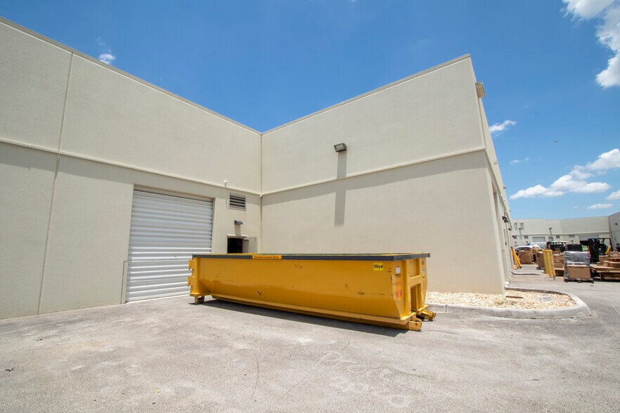 More Photos Of 1835 NW 112th Ave, Miami Warehouse For Lease