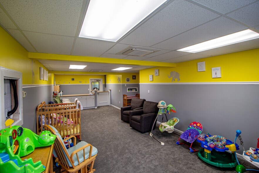 More Photos Of 23696 Northline Rd, Taylor Religious Facility For Sale