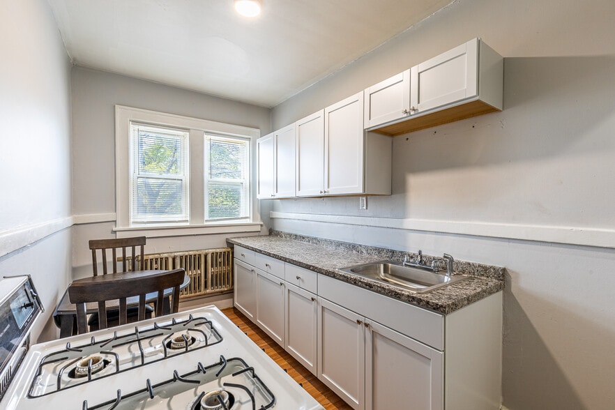 More Photos Of 865 Lake Ave, Rochester Apartments For Sale