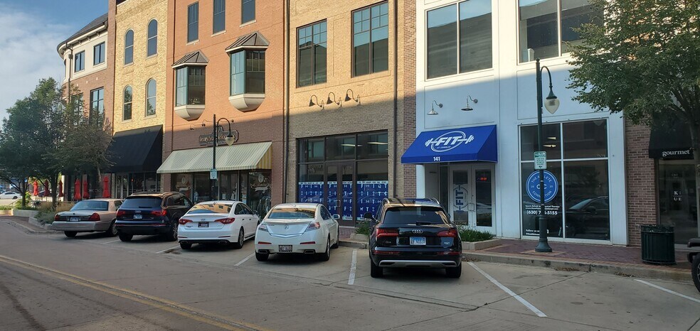 More Photos Of 51-181 S 1st St, St Charles Coworking Space