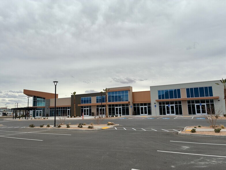 More Photos Of 735-899 S Bluff St, Saint George Unknown For Sale