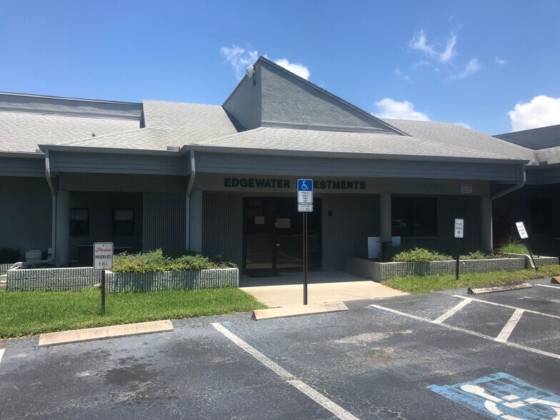 Primary Photo Of 621 Lakeview Rd, Clearwater Coworking Space