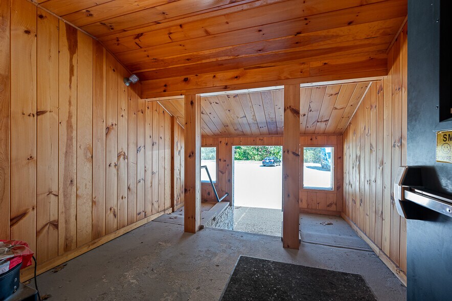 More Photos Of 10 Meadow Rd, Spencer Lodge Meeting Hall For Sale