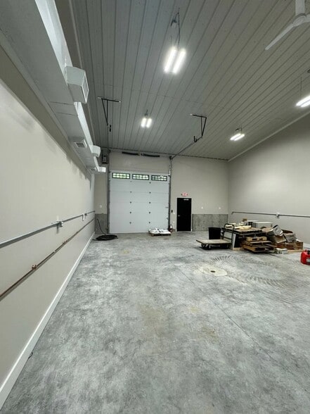 More Photos Of 287 Tremont St, Carver General Retail For Lease