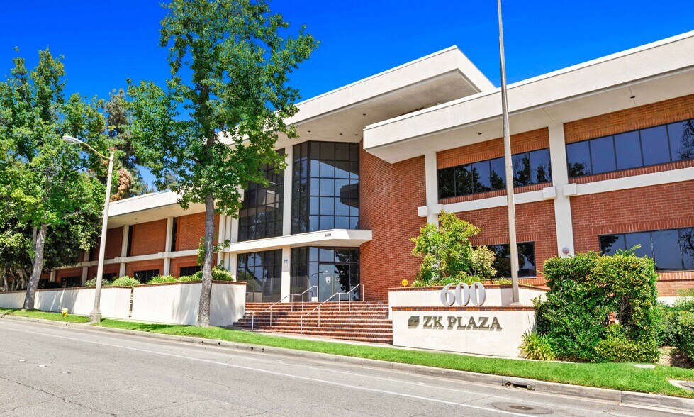 Primary Photo Of 600 N Rosemead Blvd, Pasadena Office For Lease