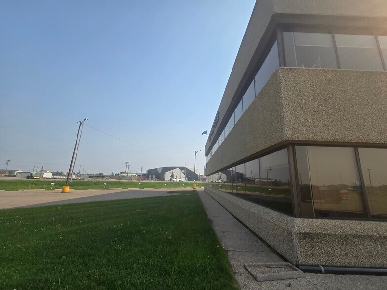 More Photos Of 5201 44 St, Bonnyville Industrial For Sale