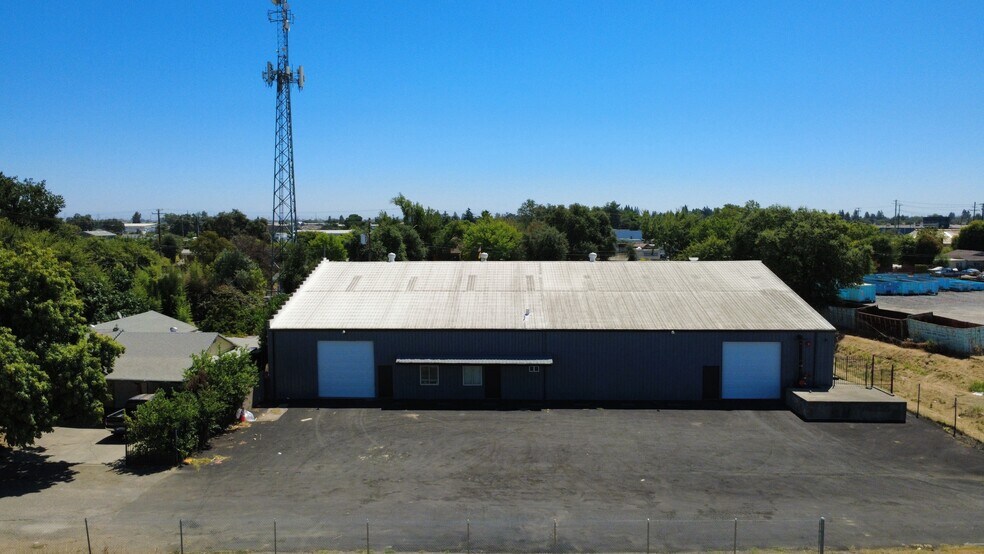 Primary Photo Of 7120 McCurdy Ln, Sacramento Warehouse For Sale