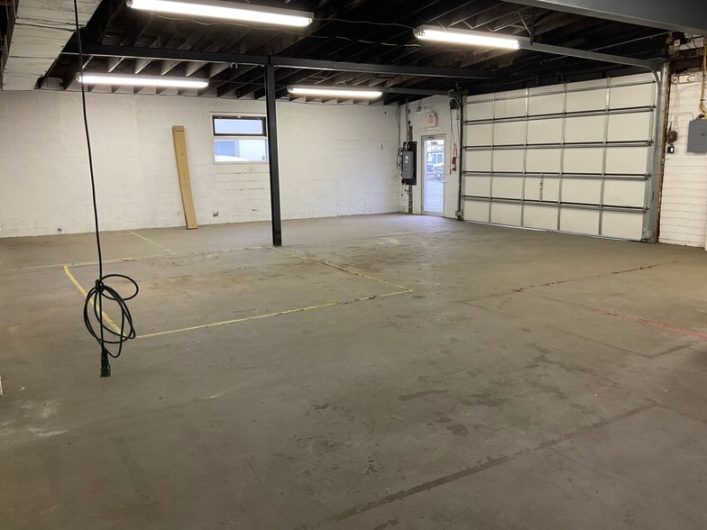 More Photos Of 766 Ramsey Ave, Hillside Warehouse For Lease