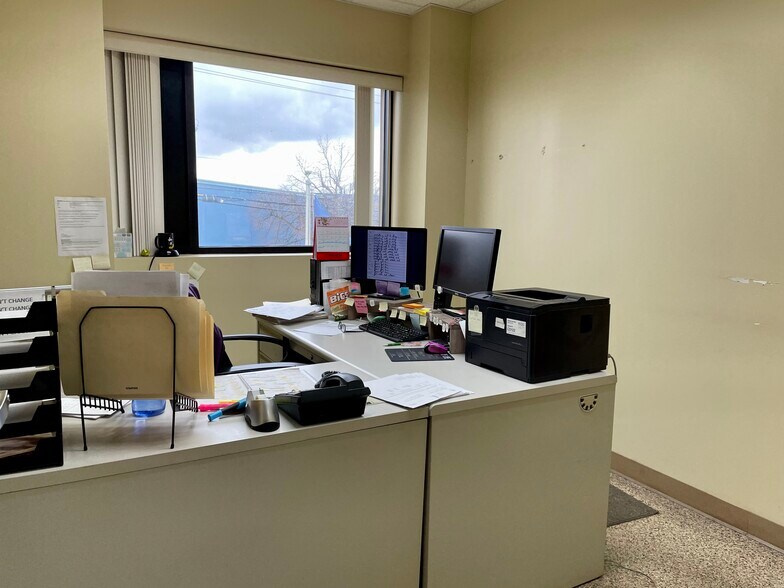 More Photos Of 400 Detroit Ave, Monroe Manufacturing For Lease