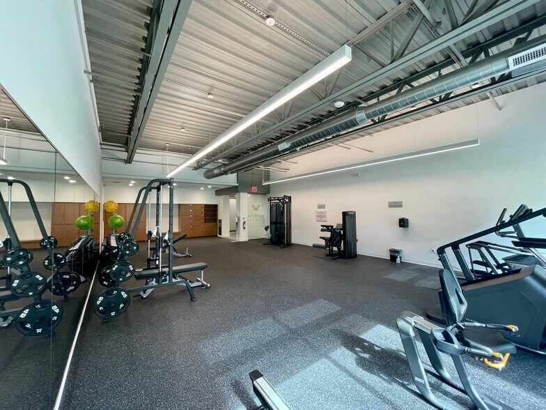 More Photos Of 19026 Ridgewood Pky, San Antonio Office For Lease