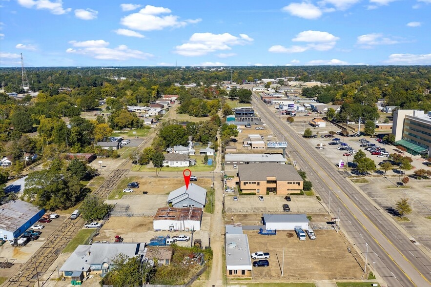 More Photos Of 908 Spruce St, Texarkana Medical For Sale