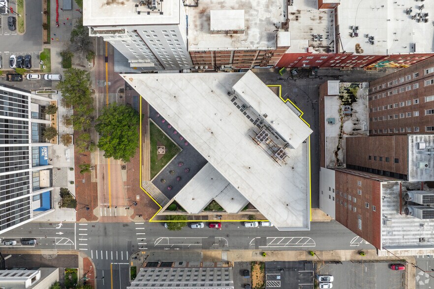 More Photos Of 105 W Capitol Ave, Little Rock Office For Sale