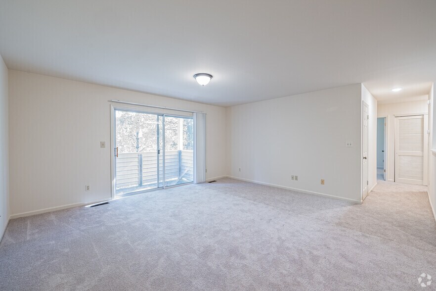 More Photos Of 2820 Hydraulic Rd, Charlottesville Apartments For Lease