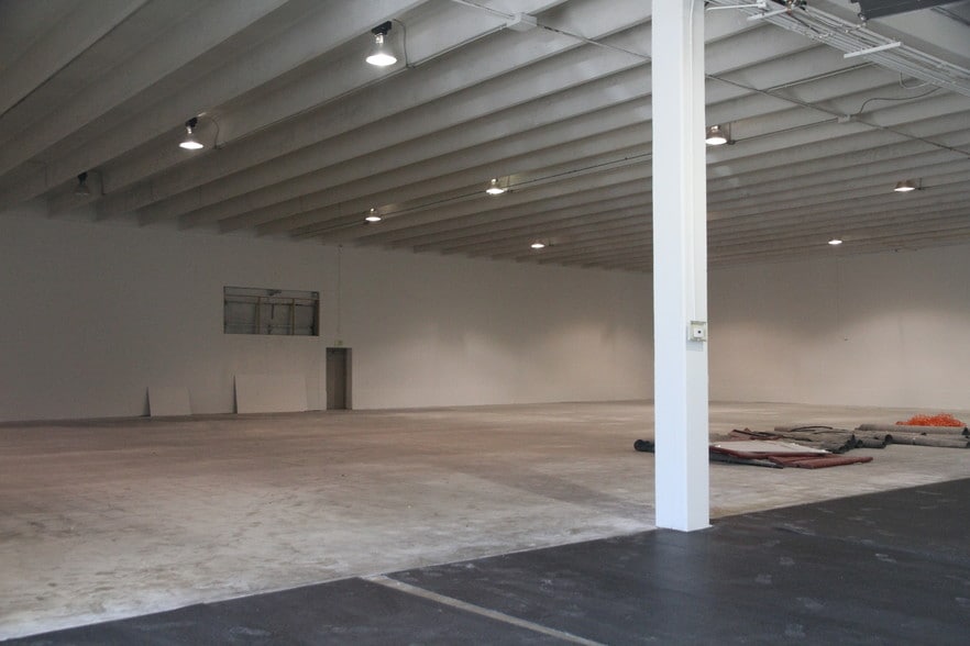 More Photos Of 11494 W 8th Ave, Lakewood Warehouse For Lease