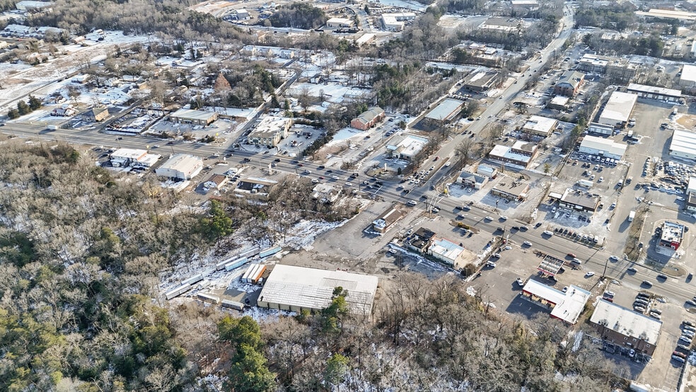 More Photos Of 3410 Leonardtown Rd, Waldorf Freestanding For Sale